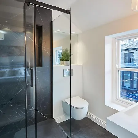 Host & - Oxford House Апартаменты Харрогейт