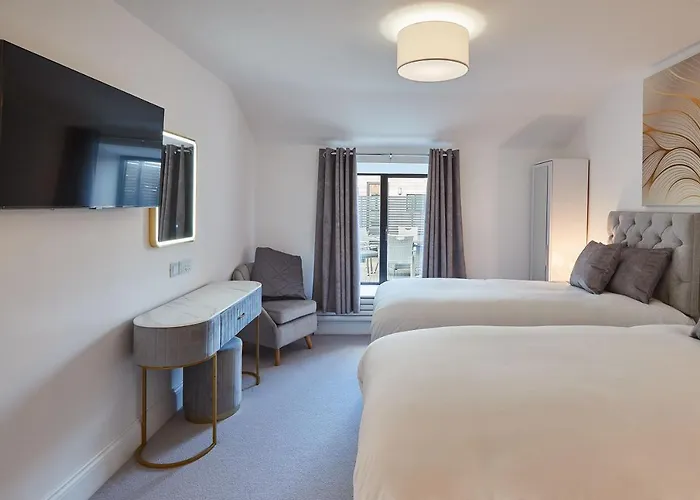 Host & - Oxford House Harrogate